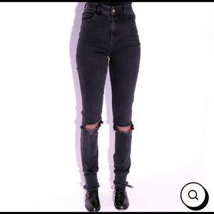Brand new! Nineth Closet high-waisted black jeans